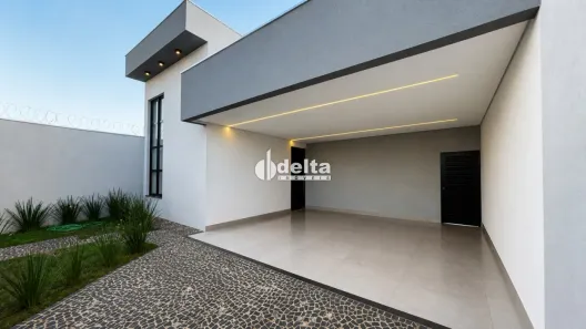 Casa com 3 Quartos à venda, 250m² no Aclimação, Uberlândia