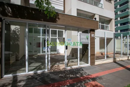 Apartamento com 3 Quartos para alugar, 121m² no Zona 07, Maringá