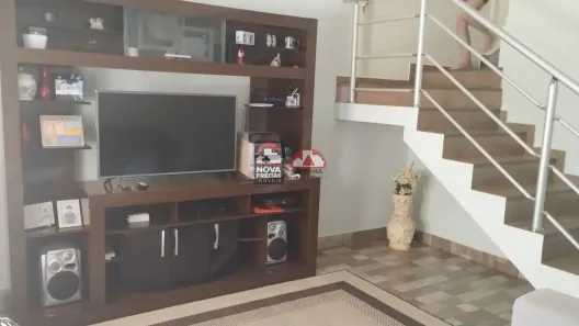 Casa com 2 Quartos à venda, 135m² no Jardim Califórnia, Jacareí