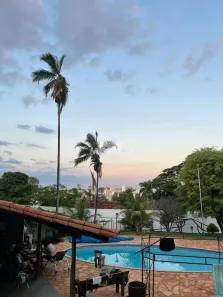Casa com 4 Quartos para alugar, 333m² no Cidade Jardim, Uberlândia