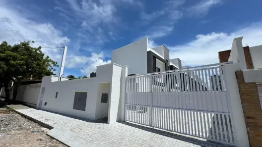 Casa de Condomínio com 2 Quartos à venda, 89m² no Ponta Negra, Natal