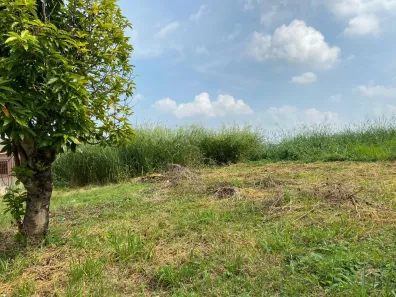 Lote/Terreno à venda, 587m² no Jardim Suíça, Volta Redonda