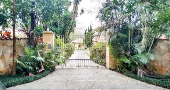 Casa de Condomínio com 3 Quartos à venda, 855m² no Chácara Represinha, Cotia