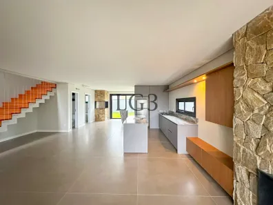 Casa de Condomínio com 3 Quartos para alugar, 180m² no Santa Cruz, Gravataí
