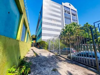 Prédio Comercial para venda ou aluguel, 3000m² no Capão Redondo, São Paulo