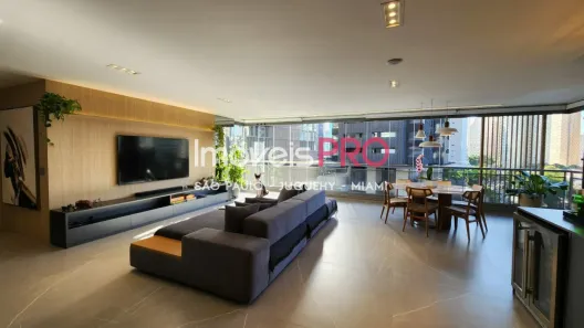 Apartamento com 3 Quartos à venda, 197m² no Jardim das Acácias, São Paulo