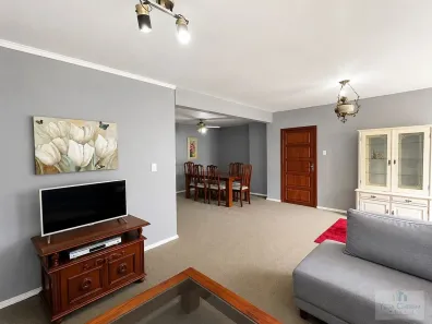 Apartamento com 3 Quartos para alugar, 113m² no Abraão, Florianópolis