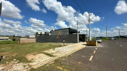 Lote/Terreno à venda, 305m² no Maisparque Rio Preto, São José do Rio Preto