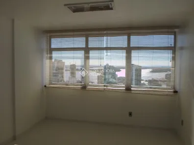 Sala Comercial com 2 Quartos à venda, 58m² no Centro Histórico, Porto Alegre