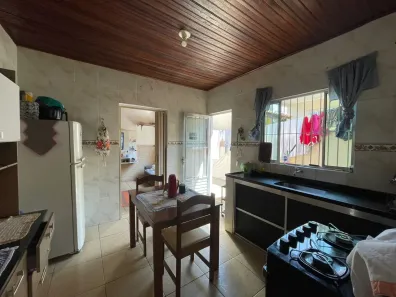 Casa com 2 Quartos à venda, 300m² no Vila Guilhermina, São Roque