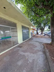Prédio Comercial à venda, 236m² no Zona 08, Maringá
