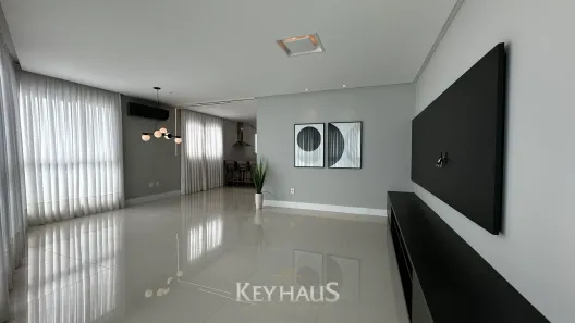 Apartamento com 4 Quartos para alugar, 164m² no Fazenda, Itajaí