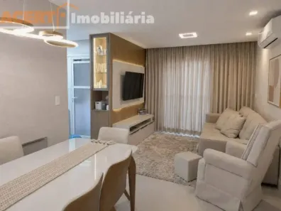 Apartamento com 2 Quartos à venda, 88m² no Barreiros, São José