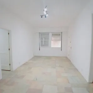 Apartamento com 3 Quartos para alugar, 110m² no Lagoa, Rio de Janeiro