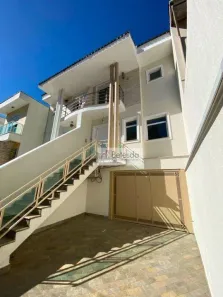 Casa com 3 Quartos à venda, 250m² no Jardim Ester, São Paulo