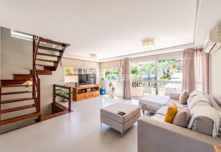 Casa de Condomínio com 3 Quartos à venda, 230m² no Pedra Redonda, Porto Alegre