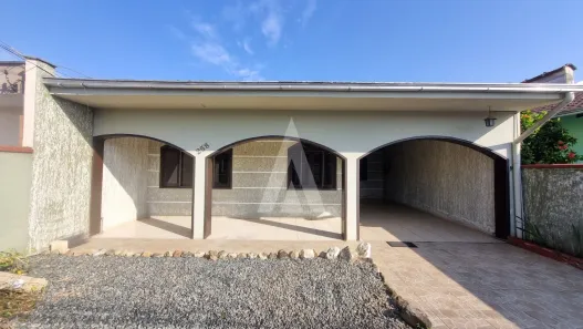 Casa com 2 Quartos para alugar, 120m² no Fátima, Joinville