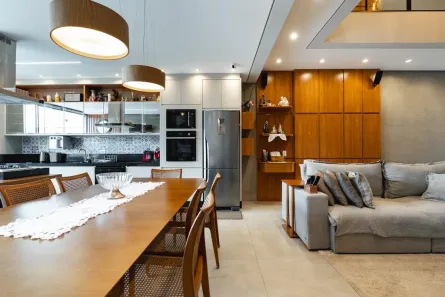 Sobrado com 3 Quartos à venda, 220m² no Jardim Cidade Monções, Maringá