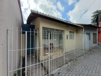 Casa com 2 Quartos à venda, 200m² no Tamarineira, Recife