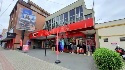 Sala Comercial para alugar, 76m² no Centro, Joinville