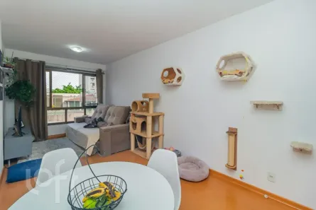 Apartamento com 2 Quartos à venda, 67m² no Passo da Areia, Porto Alegre