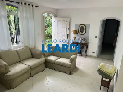 Sobrado com 5 Quartos à venda, 400m² no Vila Romana, São Paulo