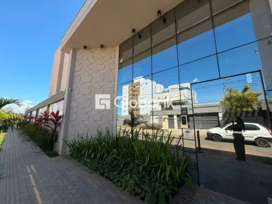 Apartamento com 2 Quartos para alugar, 105m² no Morada do Sol, Montes Claros