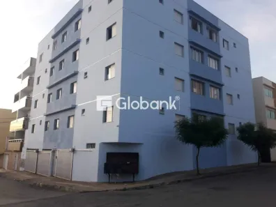 Apartamento com 3 Quartos à venda, 105m² no Canelas, Montes Claros