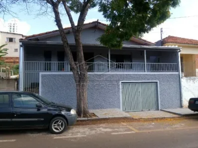 Casa com 3 Quartos à venda, 158m² no Centro, Botucatu