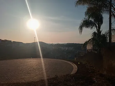 Lote/Terreno à venda, 414m² no São Pedro, Juiz de Fora