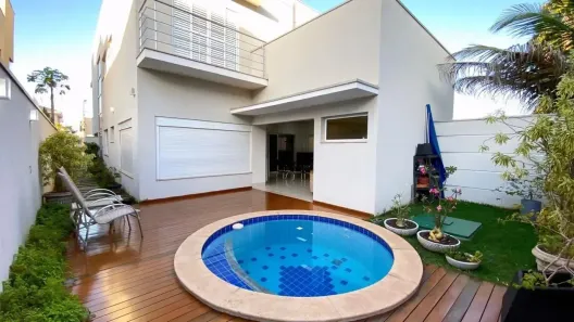 Casa de Condomínio com 4 Quartos à venda, 318m² no Jardim Itália, Cuiabá