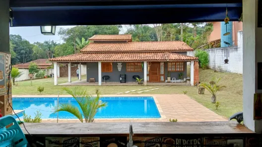 Fazenda/Sítio com 3 Quartos à venda, 200m² no , Ibiúna