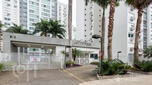 Apartamento com 3 Quartos à venda, 134m² no Passo da Areia, Porto Alegre