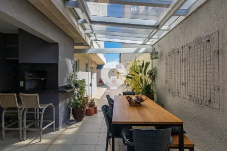 Apartamento com 2 Quartos à venda, 197m² no Cabral, Curitiba