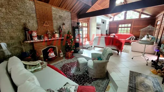 Casa com 3 Quartos à venda, 202m² no Caraguatá, Mairiporã