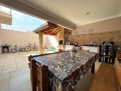 Casa com 3 Quartos à venda, 200m² no Vila Pedroso, Votorantim