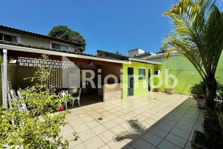 Casa com 3 Quartos à venda, 150m² no Vargem Grande, Rio de Janeiro
