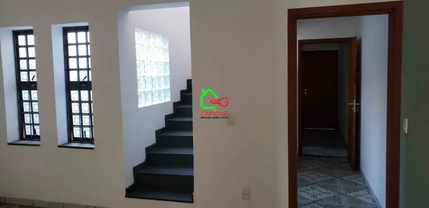 Sobrado com 3 Quartos à venda, 175m² no Santa Claudina, Vinhedo