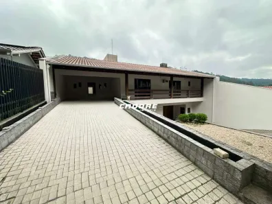 Casa com 3 Quartos para alugar, 150m² no Ribeirão Fresco, Blumenau