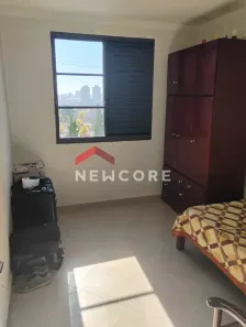 Apartamento com 2 Quartos à venda, 58m² no Vila Carmosina, São Paulo