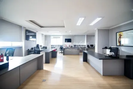 Sala Comercial para alugar, 210m² no Centro Histórico, Porto Alegre