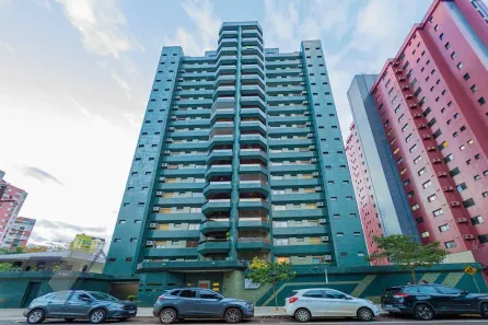 Apartamento com 5 Quartos à venda, 396m² no Centro, Cascavel