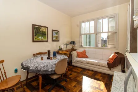 Apartamento com 2 Quartos à venda, 64m² no Floresta, Porto Alegre