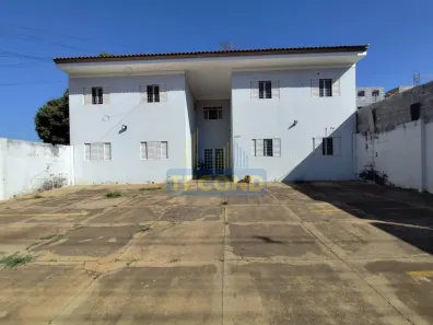 Apartamento com 2 Quartos para alugar, 40m² no , Bady Bassitt