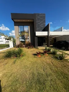 Casa de Condomínio com 4 Quartos à venda, 260m² no Condomínio Riviera de Santa Cristina XIII, Paranapanema