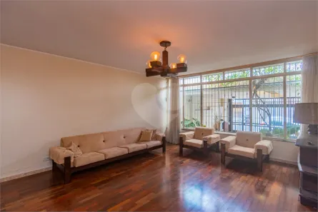 Sobrado com 3 Quartos à venda, 196m² no Jardim Umuarama, São Paulo