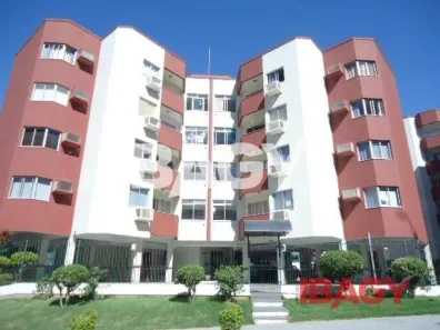 Apartamento com 2 Quartos para alugar, 81m² no Itacorubi, Florianópolis