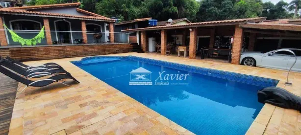 Fazenda/Sítio com 3 Quartos para alugar, 267m² no Pinheiros Tênis Village, Cotia