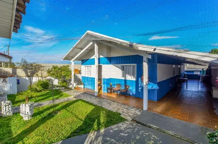 Casa com 3 Quartos à venda, 180m² no Jardim Amélia, Pinhais