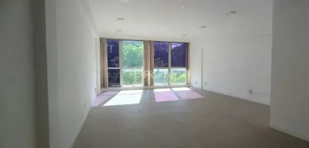 Sala Comercial à venda, 39m² no Auxiliadora, Porto Alegre